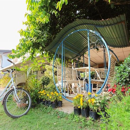 The Stay Guest House Лоеи Екстериор снимка