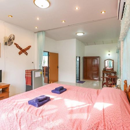 The Stay Guest House Лоеи Екстериор снимка