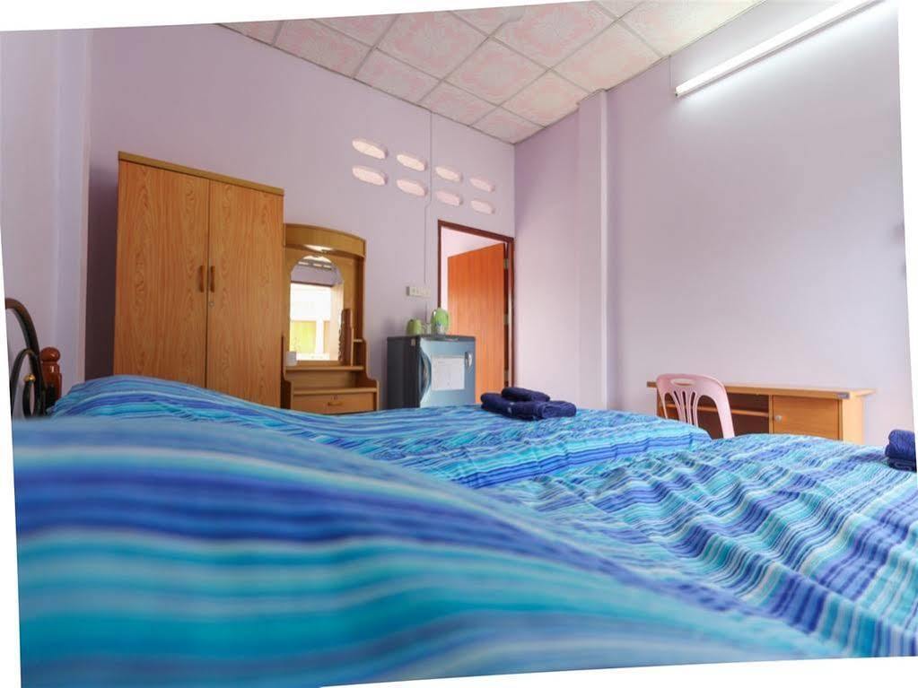 The Stay Guest House Лоеи Екстериор снимка