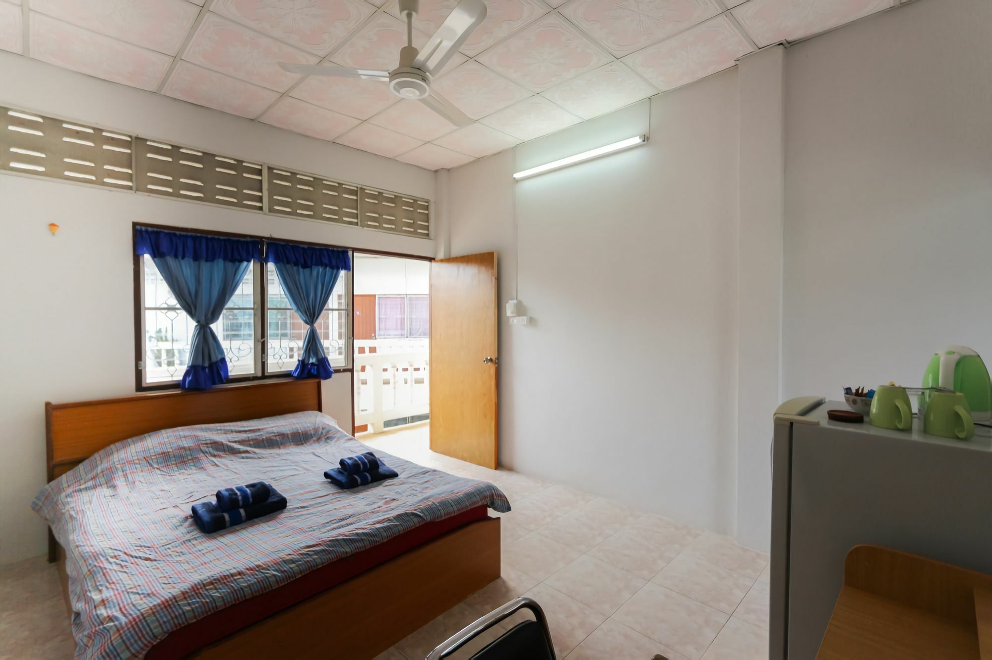 The Stay Guest House Лоеи Екстериор снимка