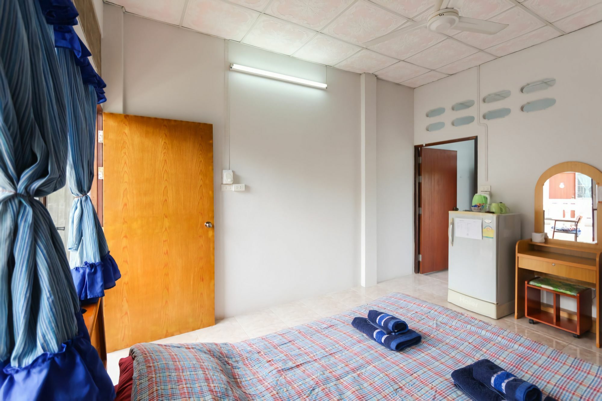 The Stay Guest House Лоеи Екстериор снимка