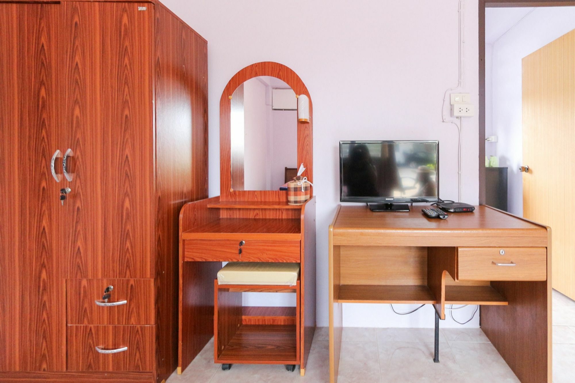 The Stay Guest House Лоеи Екстериор снимка